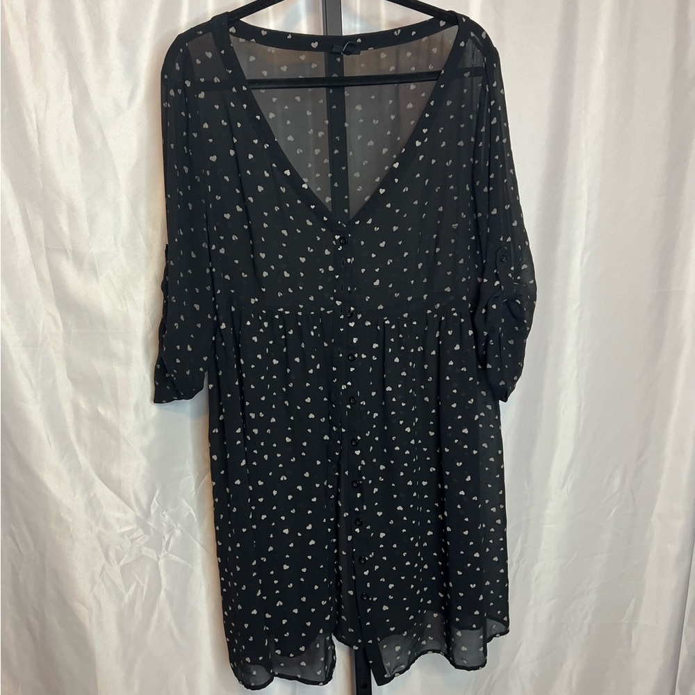 Torrid Black Sheer All Over Heart Print Dress, size 1X